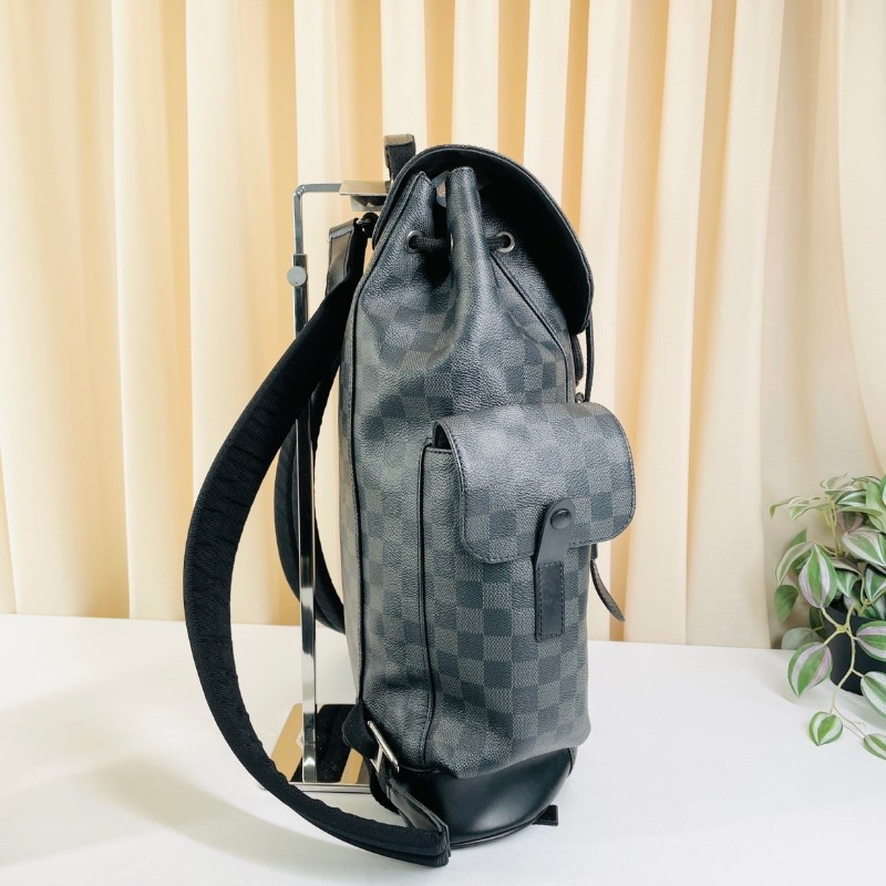 LV路易威登 石墨棋盤格Christopher後背包-2