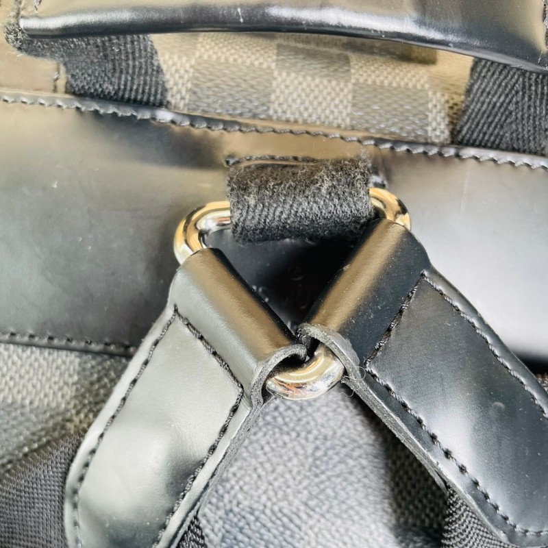 LV路易威登 石墨棋盤格Christopher後背包-10