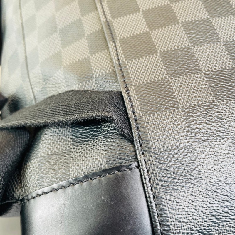 LV路易威登 石墨棋盤格Christopher後背包-28