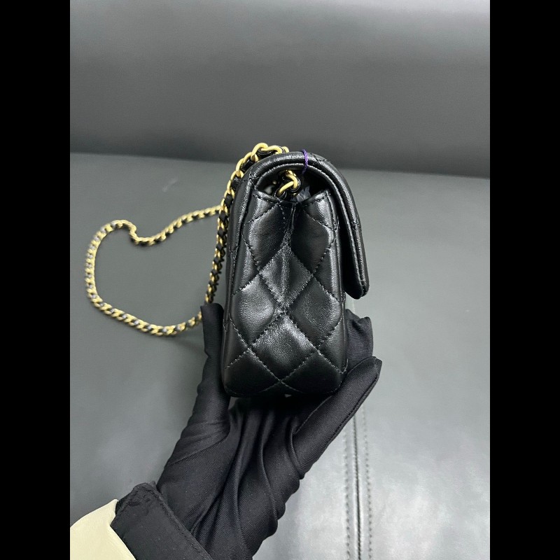 Chanel gold ball mini
金球黑金cf大mini-8