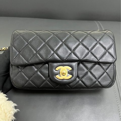 Chanel gold ball mini 
金球黑金cf大mini