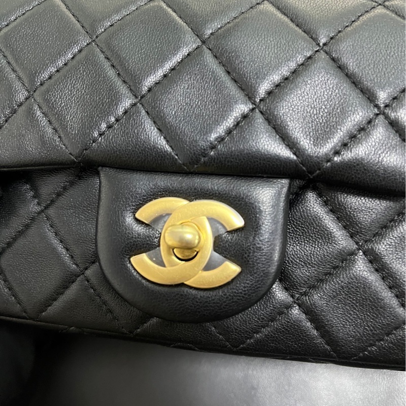 Chanel gold ball mini 
金球黑金cf大mini-8