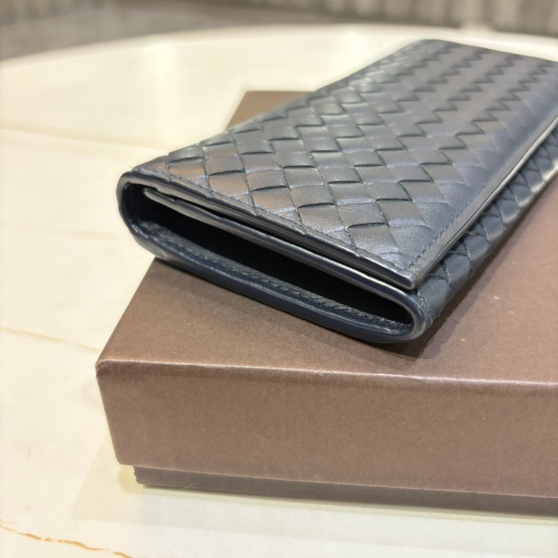 *SHIHNA名牌精品* BOTTEGA VENETA 羊皮對折長夾 深藍-8