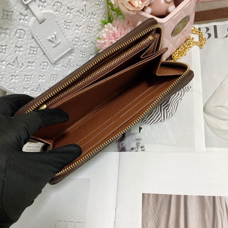 LV M42616經典老花拉鍊長夾 🏅-9