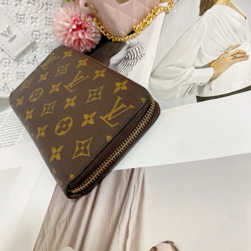 LV M42616經典老花拉鍊長夾 🏅-23