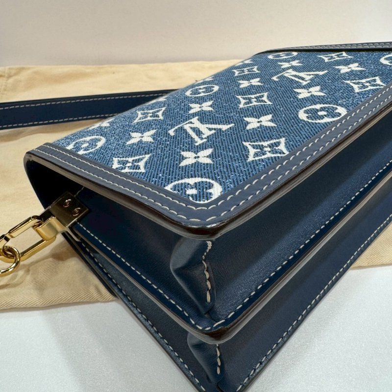 LV 斜背包/側背包 漸層牛仔布 DAUPHINE 達芙妮 MINI M59716 9成新-6