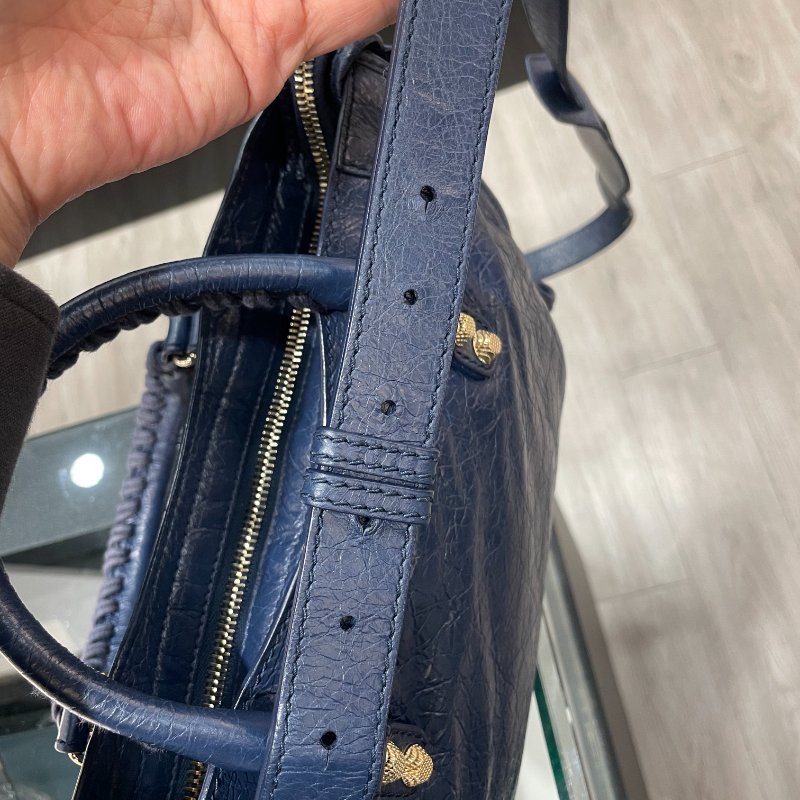 LV 斜背包/側背包 漸層牛仔布 DAUPHINE 達芙妮 MINI M59716 9成新-28