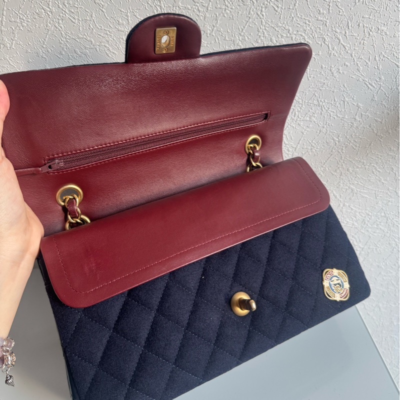 chanel海軍藍拼徽章coco25 最甜的小香✨不撞款-16