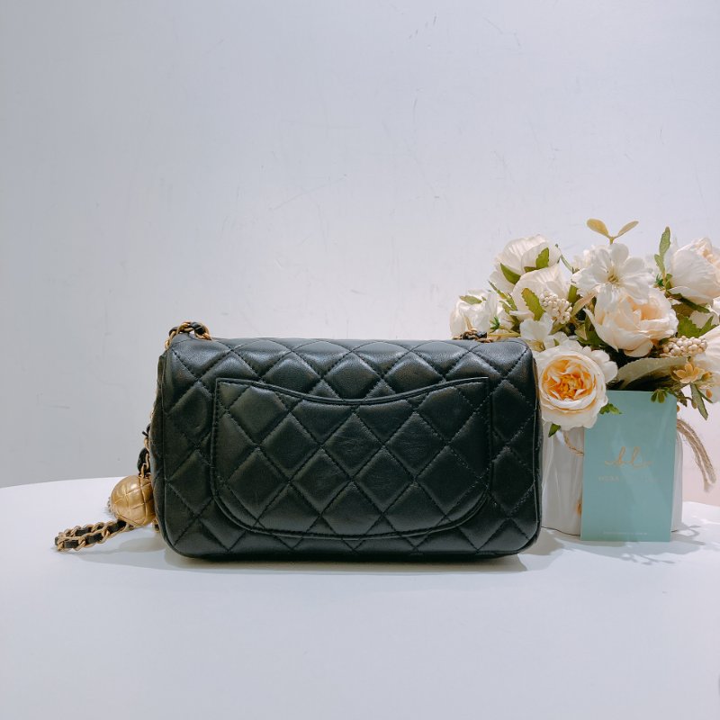 TW4631 Chanel 香奈兒 經典翻蓋包 金球cf20 羊皮 黑金 Classic Flap 20cm With Gold Ball Lambskin Black x GHW-1