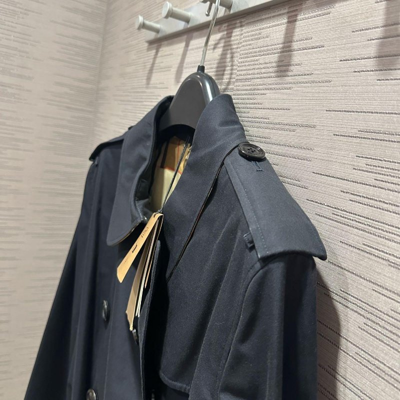 💎Han's house精品服飾💎Burberry 格紋 中長版 風衣 外套 英國製 現貨 44 深藍-4