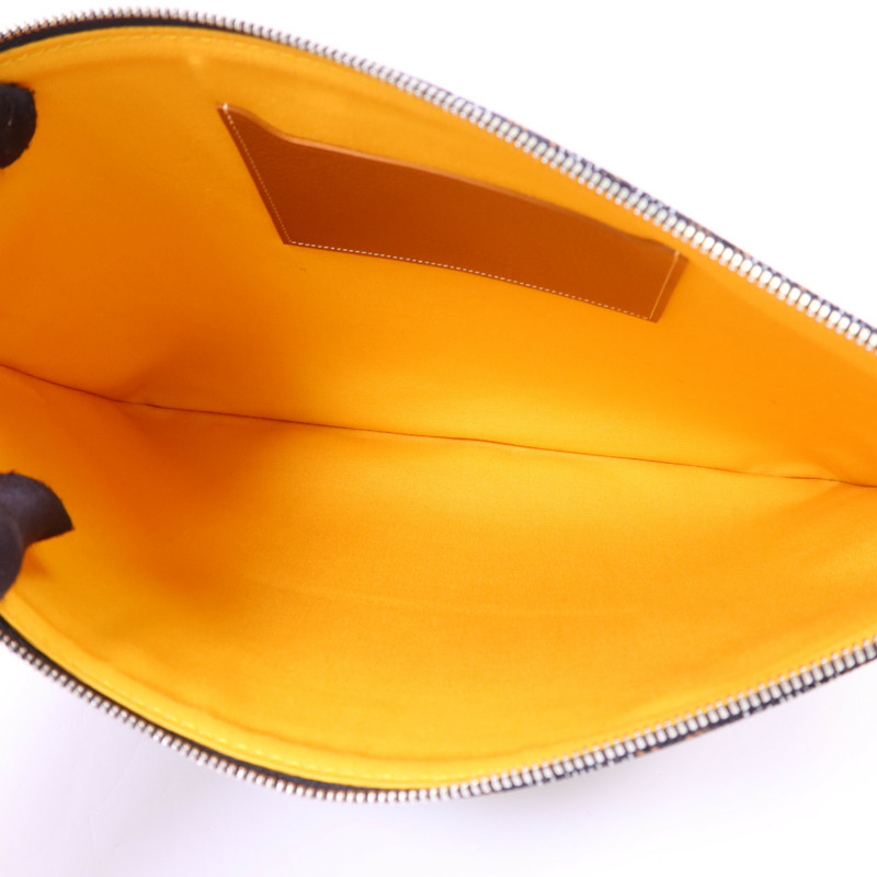 GOYARD 塗層帆布Pouch銀扣手拿包-4