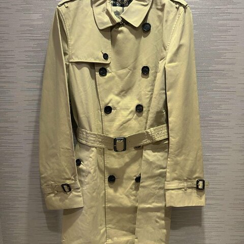 💎Han's house精品服飾💎 Burberry 格紋 中長版 風衣 外套  現貨 50  專櫃89000
