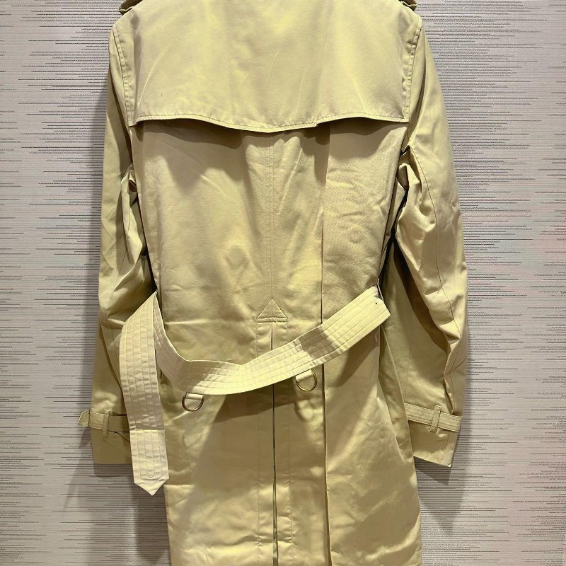 💎Han's house精品服飾💎 Burberry 格紋 中長版 風衣 外套  現貨 50  專櫃89000-4