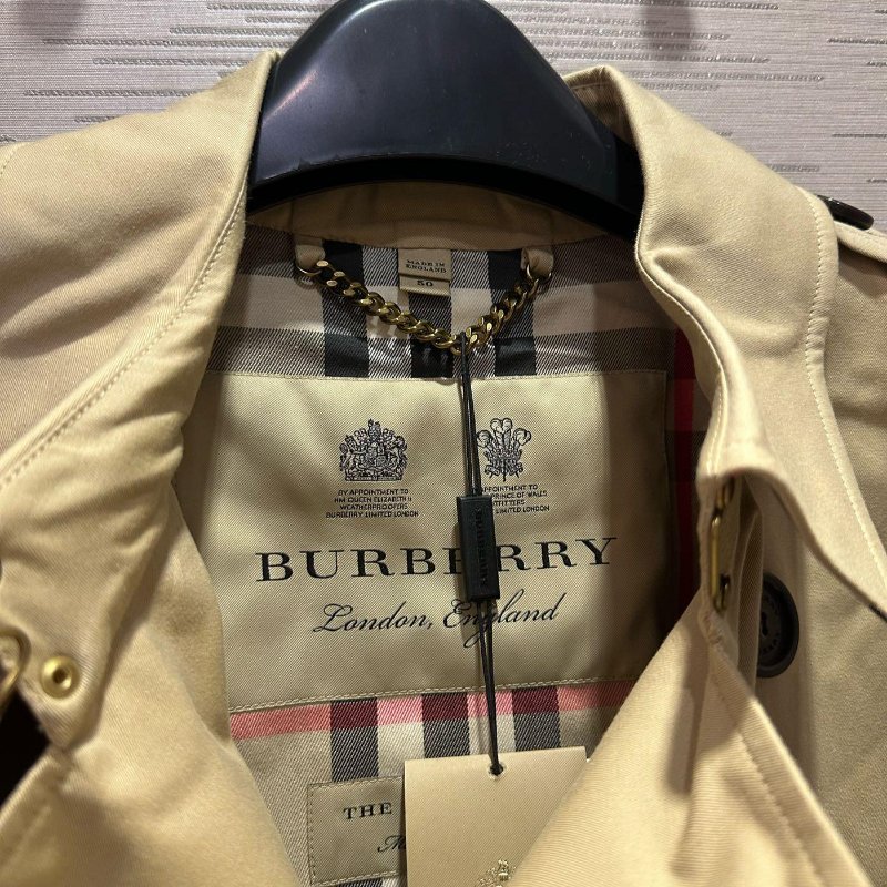 💎Han's house精品服飾💎 Burberry 格紋 中長版 風衣 外套  現貨 50  專櫃89000-5
