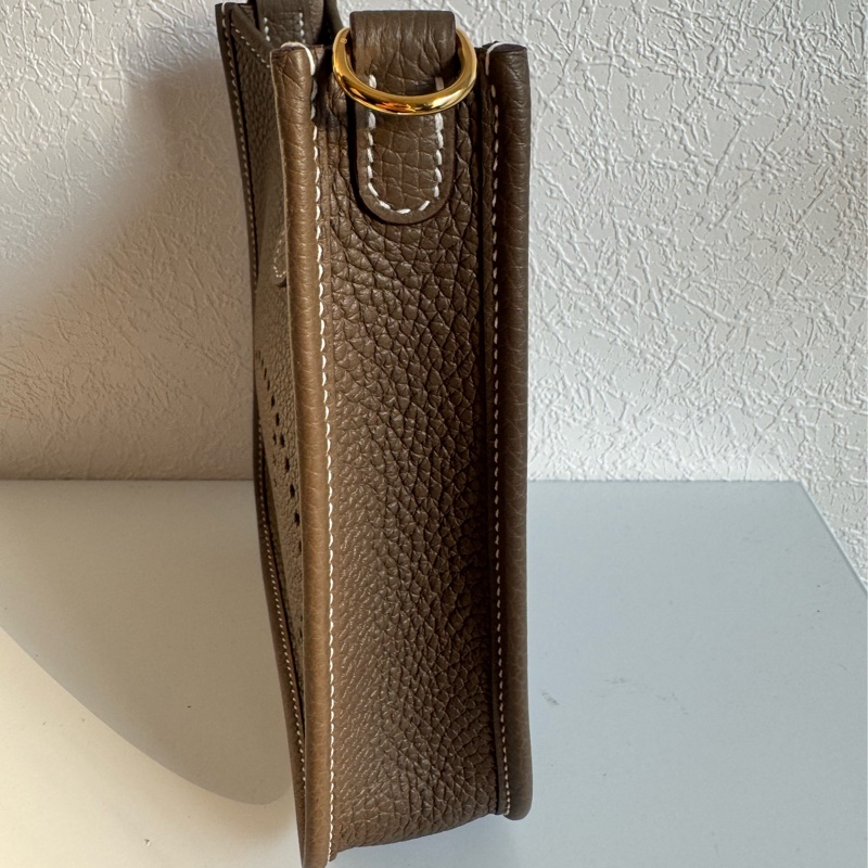 Hermes大象灰金釦mini evelyne 好裝好背又美✨✨-1