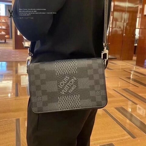 LV 斜背包/側背包/郵差包 N50013 9成新