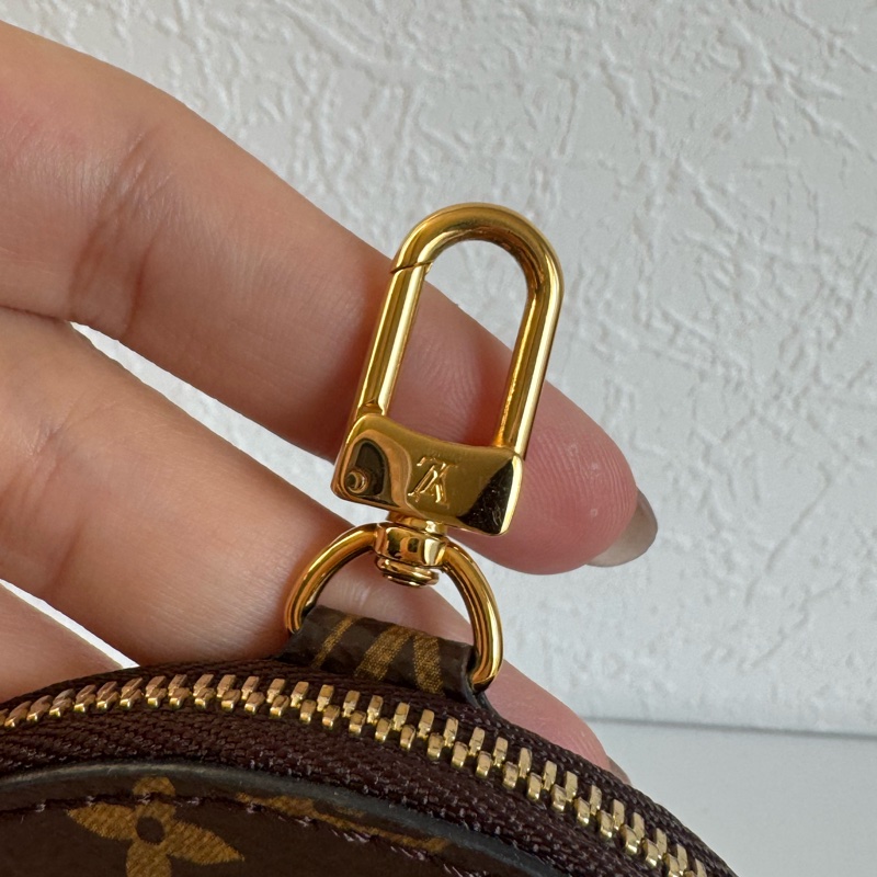 LV桃+黑尼龍三合一斜背包❤️限量款必買一顆包兩個人背✨✨-29