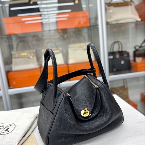 【附件毛氈、塵袋】Hermes 黑金Lindy26 A刻 tc 手提包