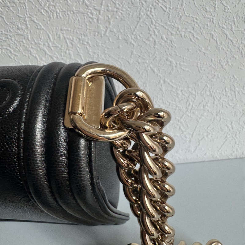 chanel黑色淡金boy20 天菜尺寸 超特別上面有logo❤️-34