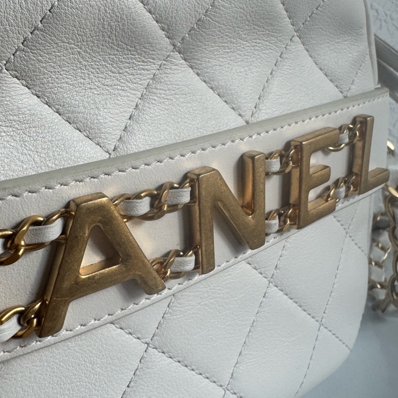 Chanel白色金立體字母相機包❤️部分膠膜未撕-60