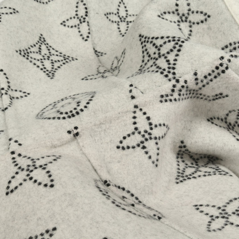 路易威登 (LOUIS VUITTON) 雙面 Monogram Mahina 披肩斗篷 #TU 羊毛灰色外套 二手 LV-10