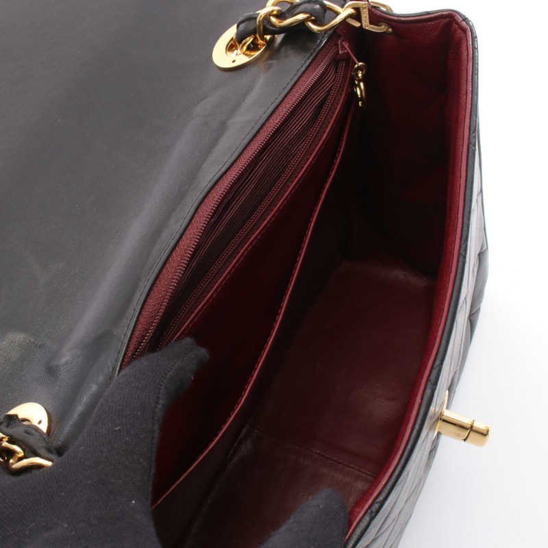 香奈兒 (CHANEL) 絎縫鏈條肩背斜背包，羊皮材質，黑色，金色五金，二手女款-2