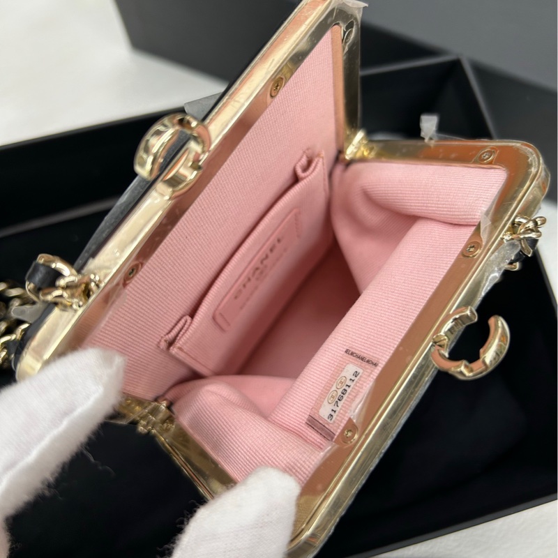 【全新閒置五金膜還在】Chanel 22C黑金蛙口斜挎晚宴包 斜挎包-7