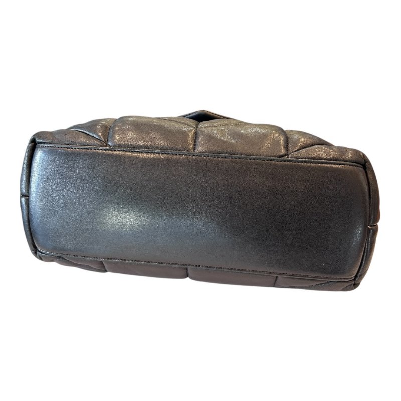 YSL黑銀羊皮絎縫納帕肩背包-2