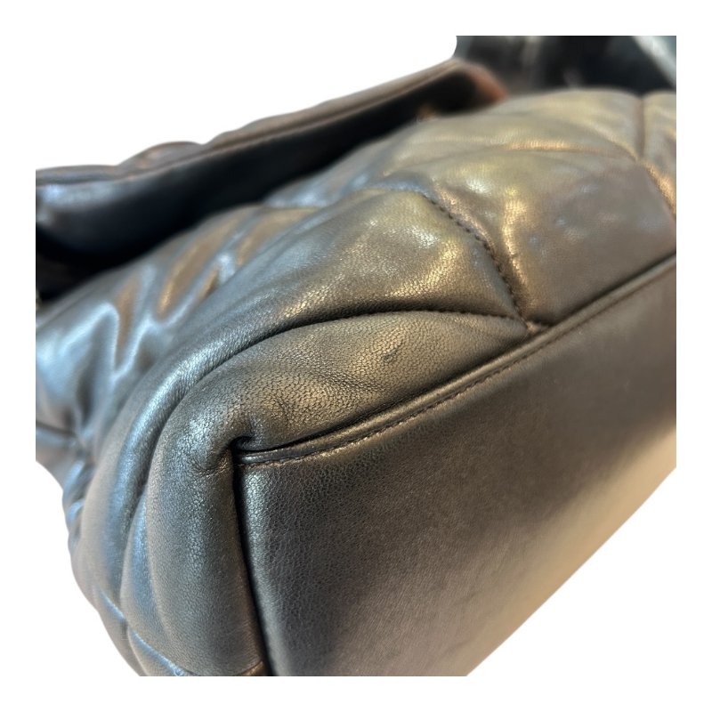 YSL黑銀羊皮絎縫納帕肩背包-4