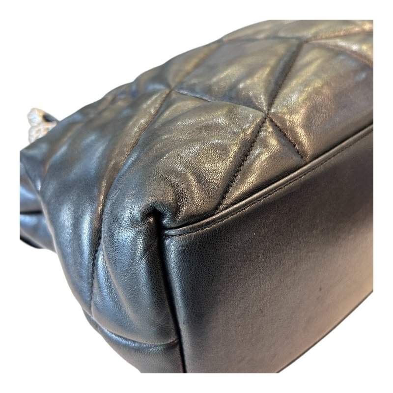 YSL黑銀羊皮絎縫納帕肩背包-6