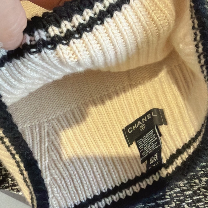 CHANEL 圍巾毛帽2合1 🛼巴拉克拉帽-冬雪必備❄️全新稀有單品-6