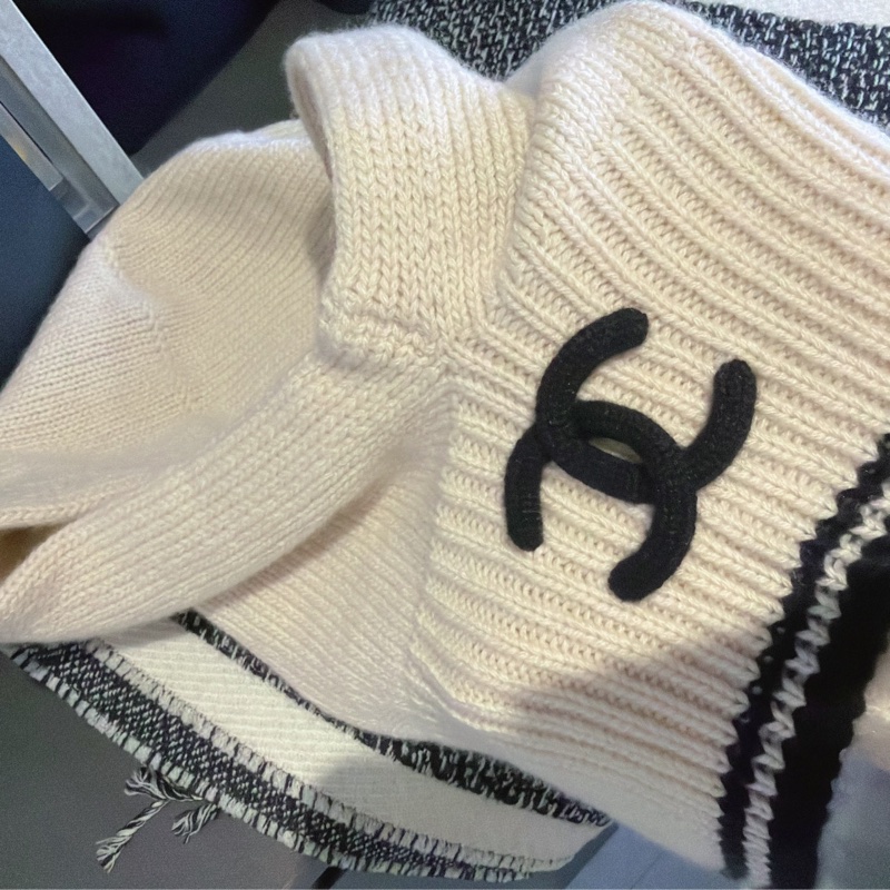 CHANEL 圍巾毛帽2合1 🛼巴拉克拉帽-冬雪必備❄️全新稀有單品-10