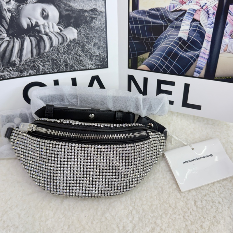 全新 Alexanderwang鑽石腰包-0