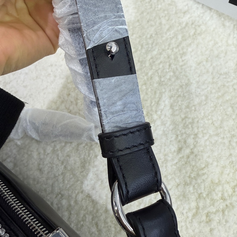 全新 Alexanderwang鑽石腰包-13