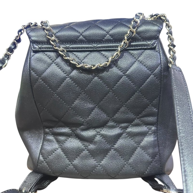 【美收精品】CHANEL黑色牛皮銀鍊後背包 4-656-1