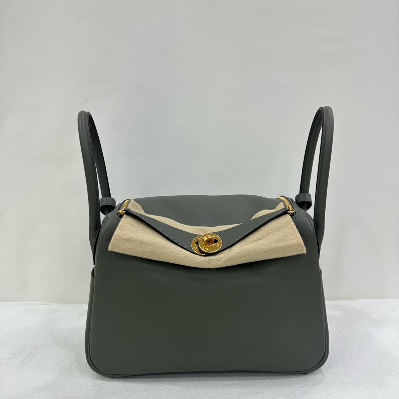 Hermes 愛馬仕 Lindy26 積雨雲灰金扣 EC皮 evercolor 皮 W 閒置有購證-1