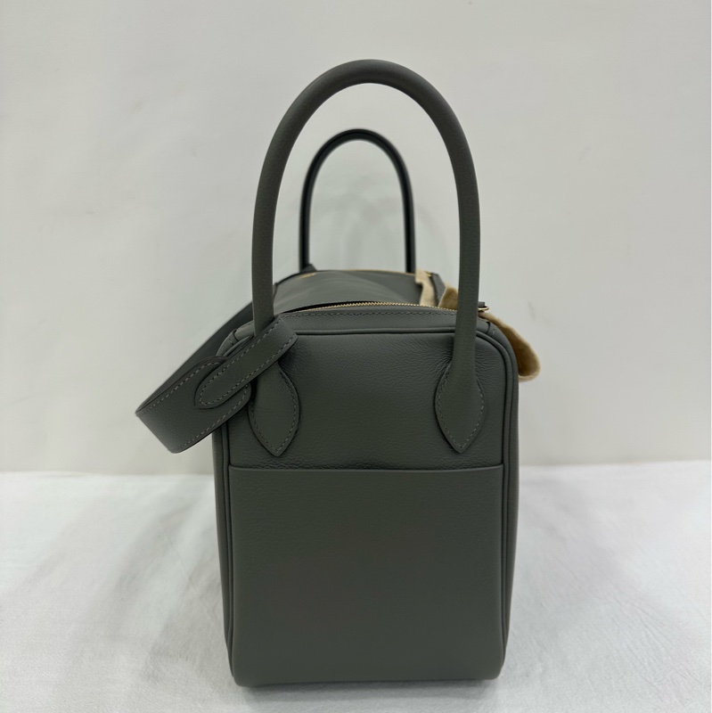 Hermes 愛馬仕 Lindy26 積雨雲灰金扣 EC皮 evercolor 皮 W 閒置有購證-3