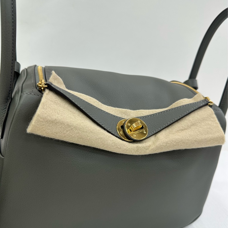 Hermes 愛馬仕 Lindy26 積雨雲灰金扣 EC皮 evercolor 皮 W 閒置有購證-7