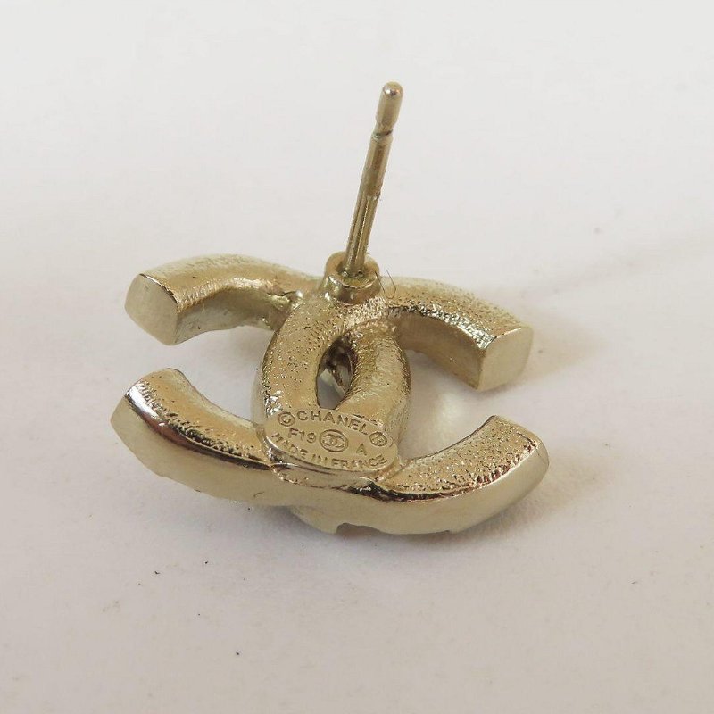 【巴黎站二手名牌專賣店】＊現貨＊CHANEL 香奈兒 真品＊淡金灰綠彩鑽雙C針式耳環-3