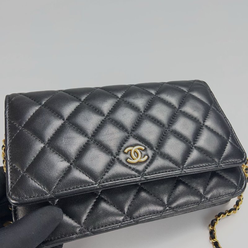 CHANEL WOC 季節款羊皮黑 AP3035/晶片款-4