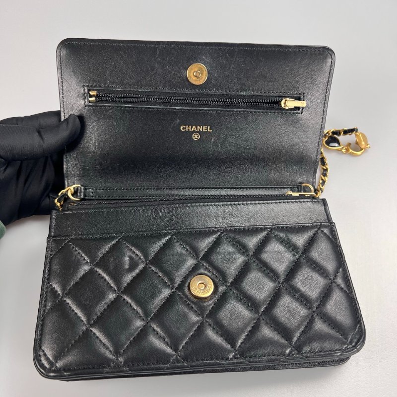 CHANEL WOC 季節款羊皮黑 AP3035/晶片款-5