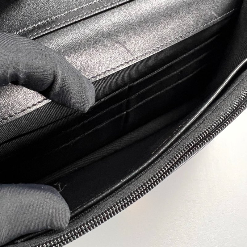 CHANEL WOC 季節款羊皮黑 AP3035/晶片款-7