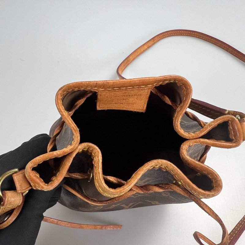 LV M41346 老花水桶抽繩包NANO-5