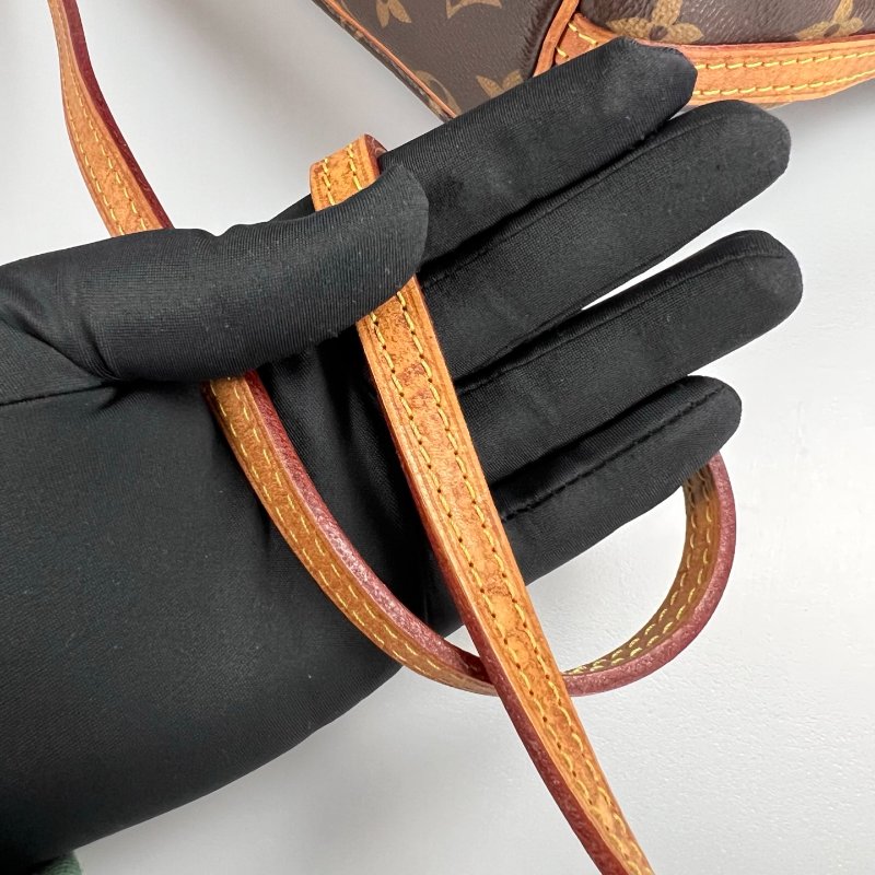 LV M41346 老花水桶抽繩包NANO-15