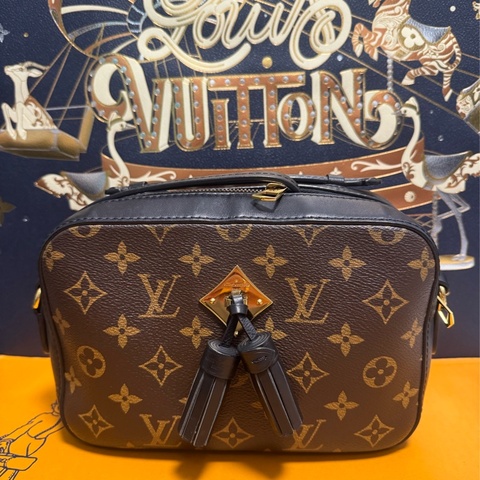 LV 經典SAINTONGE流蘇相機包