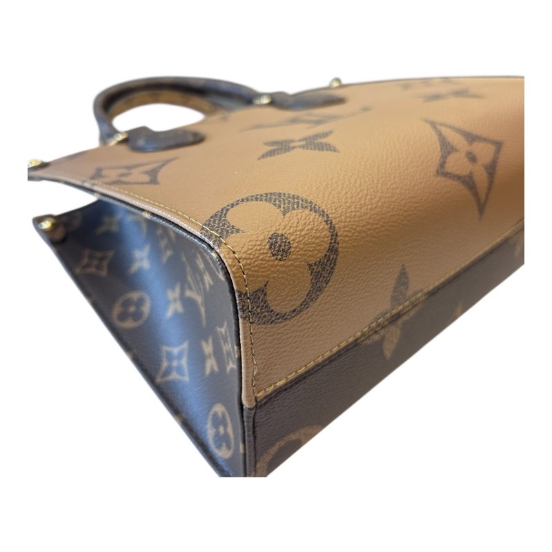 LV雙色大字紋小款ON THE GO兩用包-5