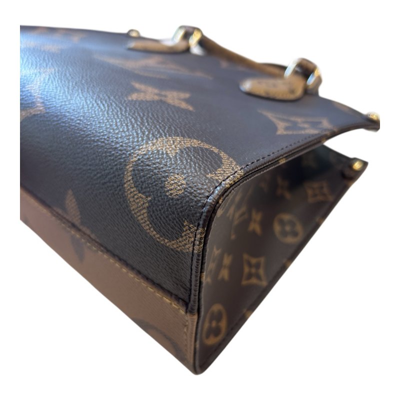 LV雙色大字紋小款ON THE GO兩用包-6