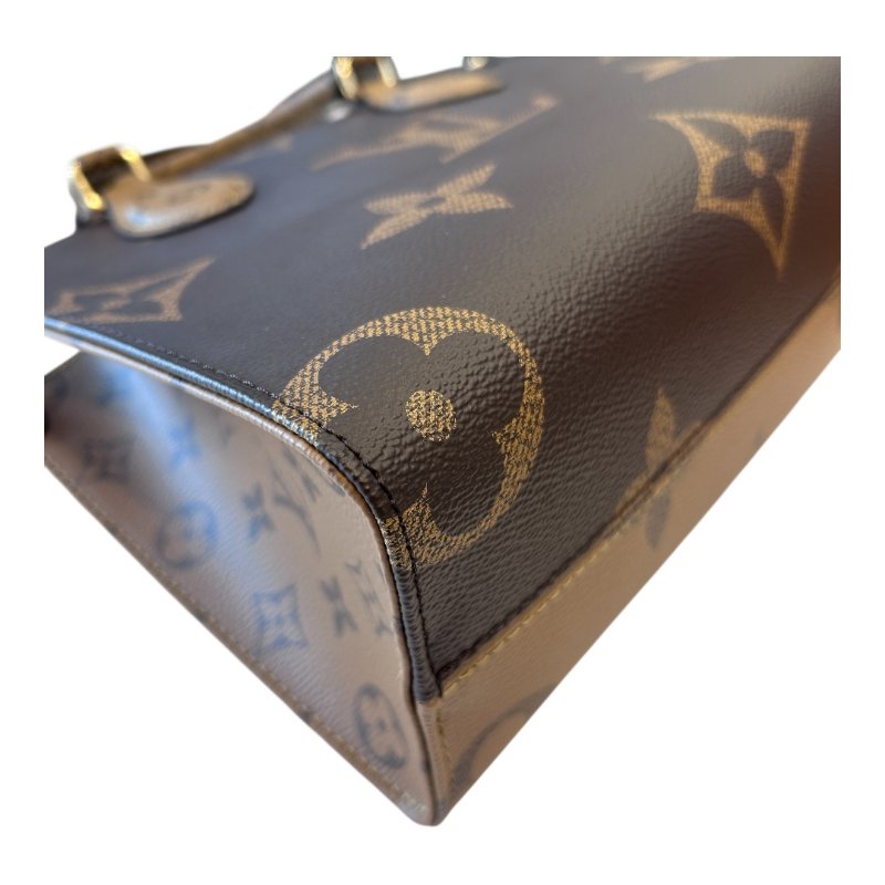 LV雙色大字紋小款ON THE GO兩用包-7