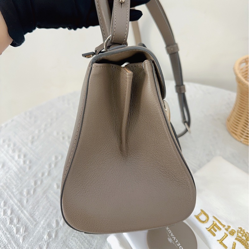 DELVAUX德爾沃 經典款Brilliant迷你手提包 漸變灰銀扣 約20*16*11.5 牛皮款超耐用  附件：鏡子 防塵袋。-3