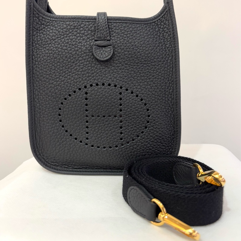 黑牛皮金釦MINI EVELYNE TC皮-0